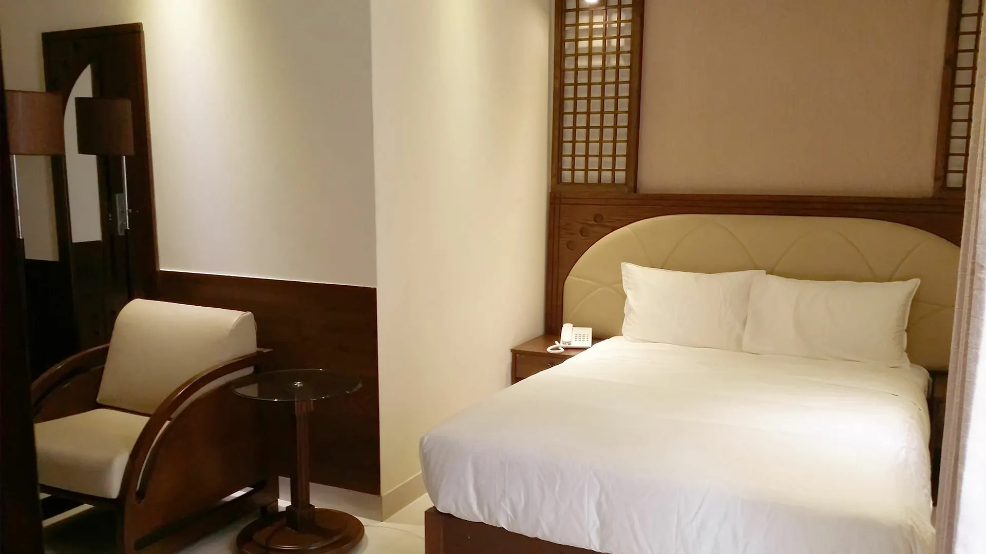 Nordic Hotel Dhaka 4*,